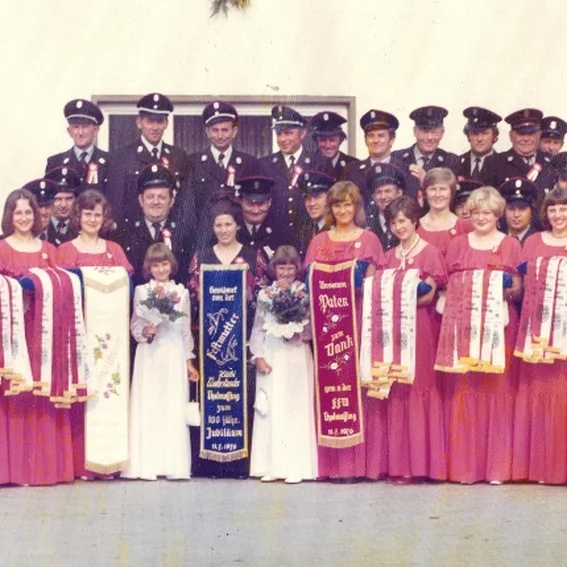 gf1976.jpg