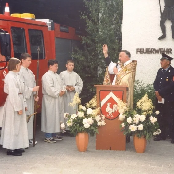2weihelf86.jpg