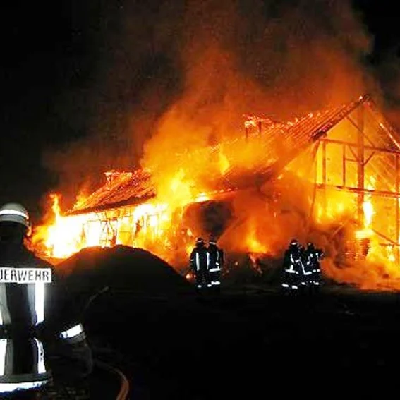 1scheunenbrand01.jpg